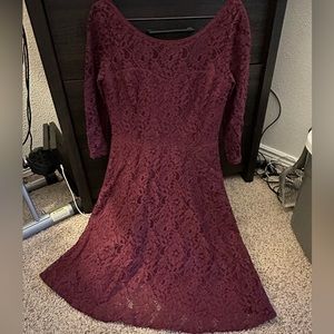 White House Black Market, Women’s size 6 lace formal dress